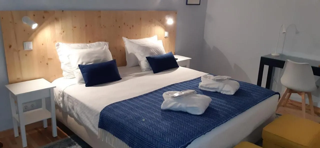 Aprahouseloule Guesthouse Bed & Breakfast