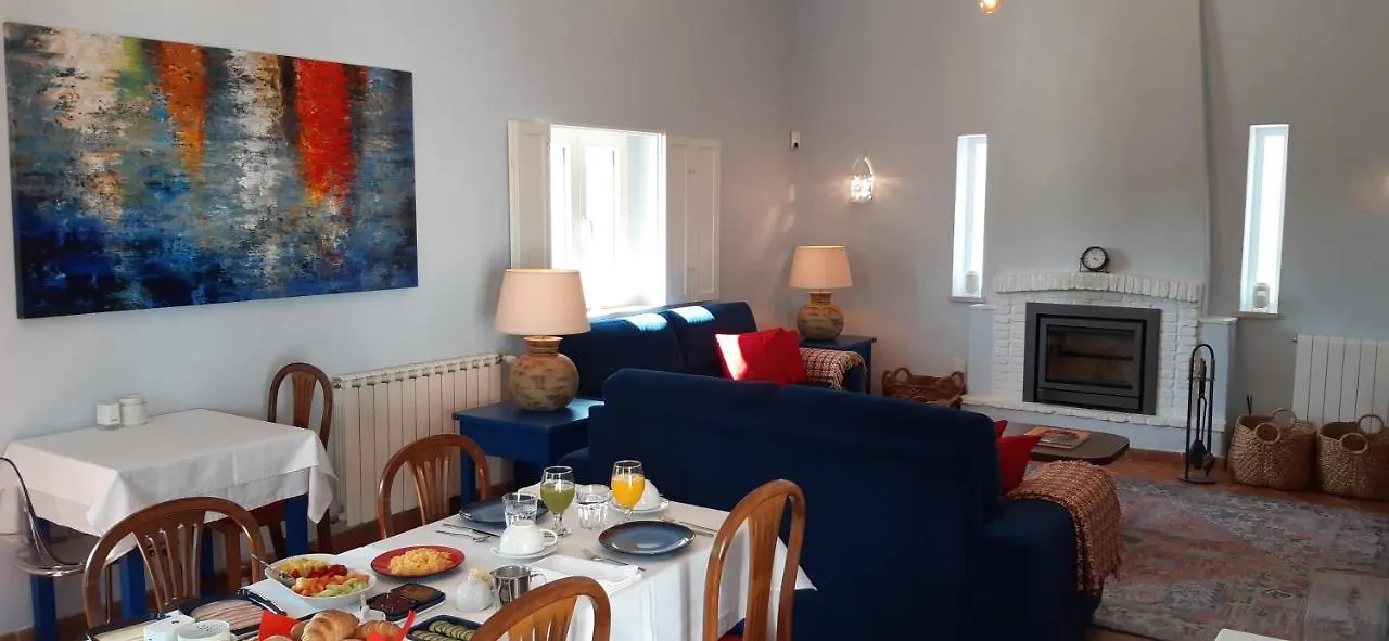 לינה וארוחת בוקר Aprahouseloule Guesthouse
