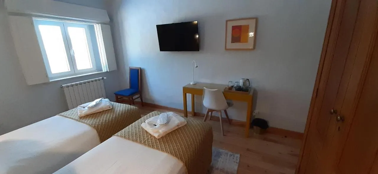Aprahouseloule Guesthouse Bed & Breakfast